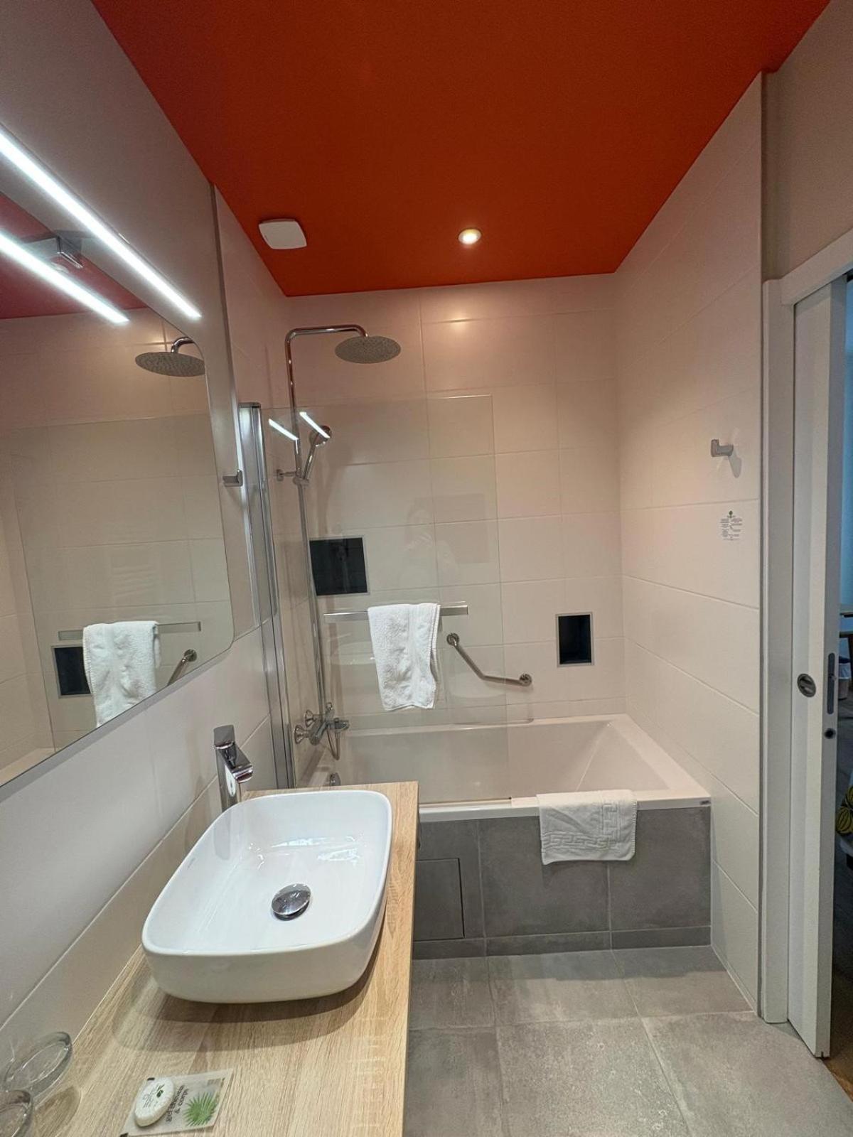 Hotel Moderna Cherbourg-en-Cotentin Esterno foto