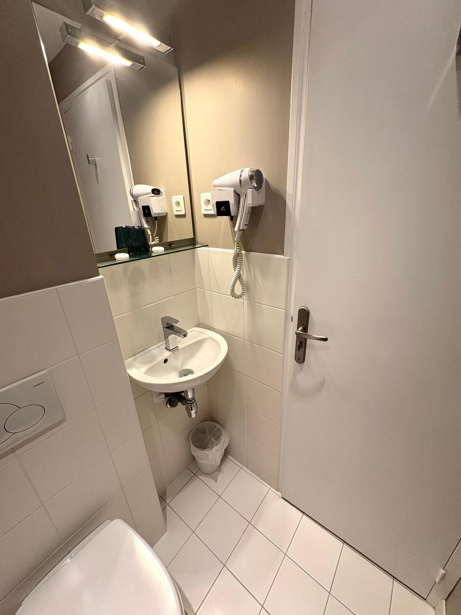 Hotel Moderna Cherbourg-en-Cotentin Esterno foto