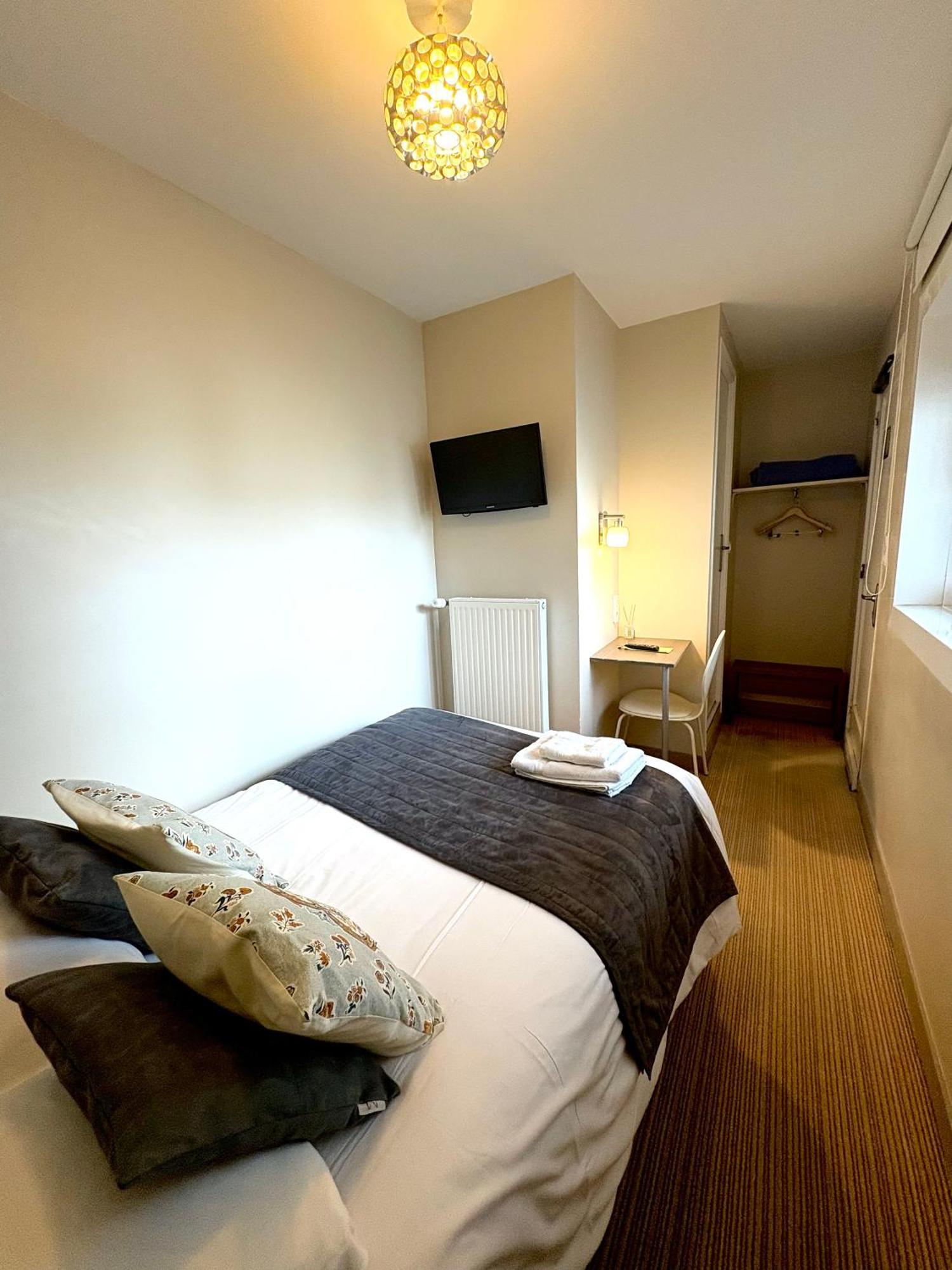 Hotel Moderna Cherbourg-en-Cotentin Esterno foto